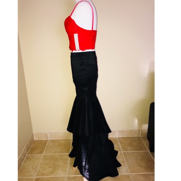 Ceci Two- Piece Prom Dress Long Mermaid Red/Black - Picture 5 of 7